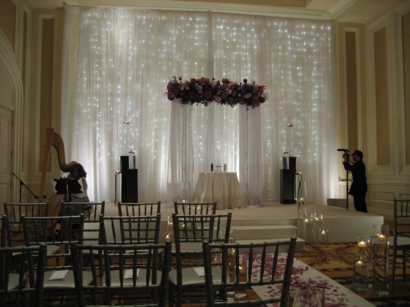 weddingroom.jpg